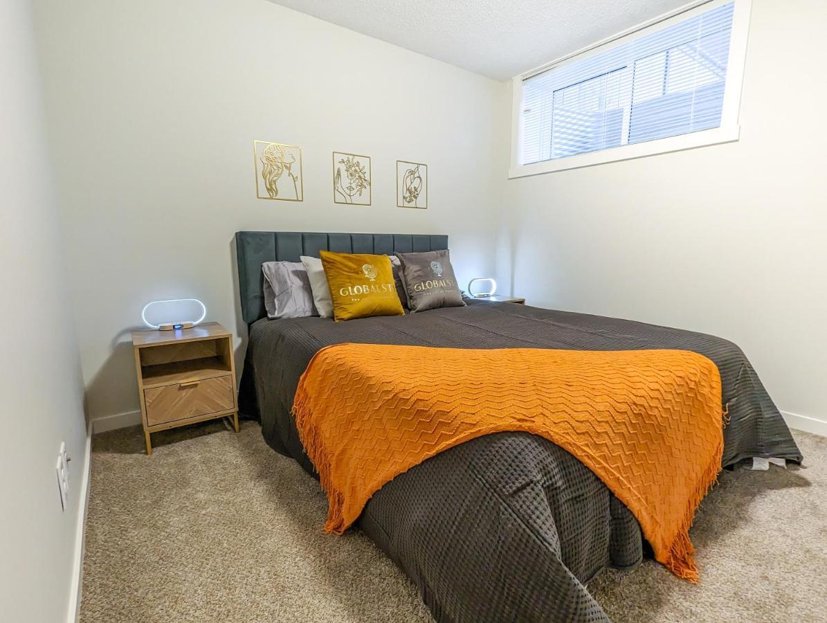 Globalstay New Apartments In Cranbrook Free Street Parking YYC Buitenkant foto
