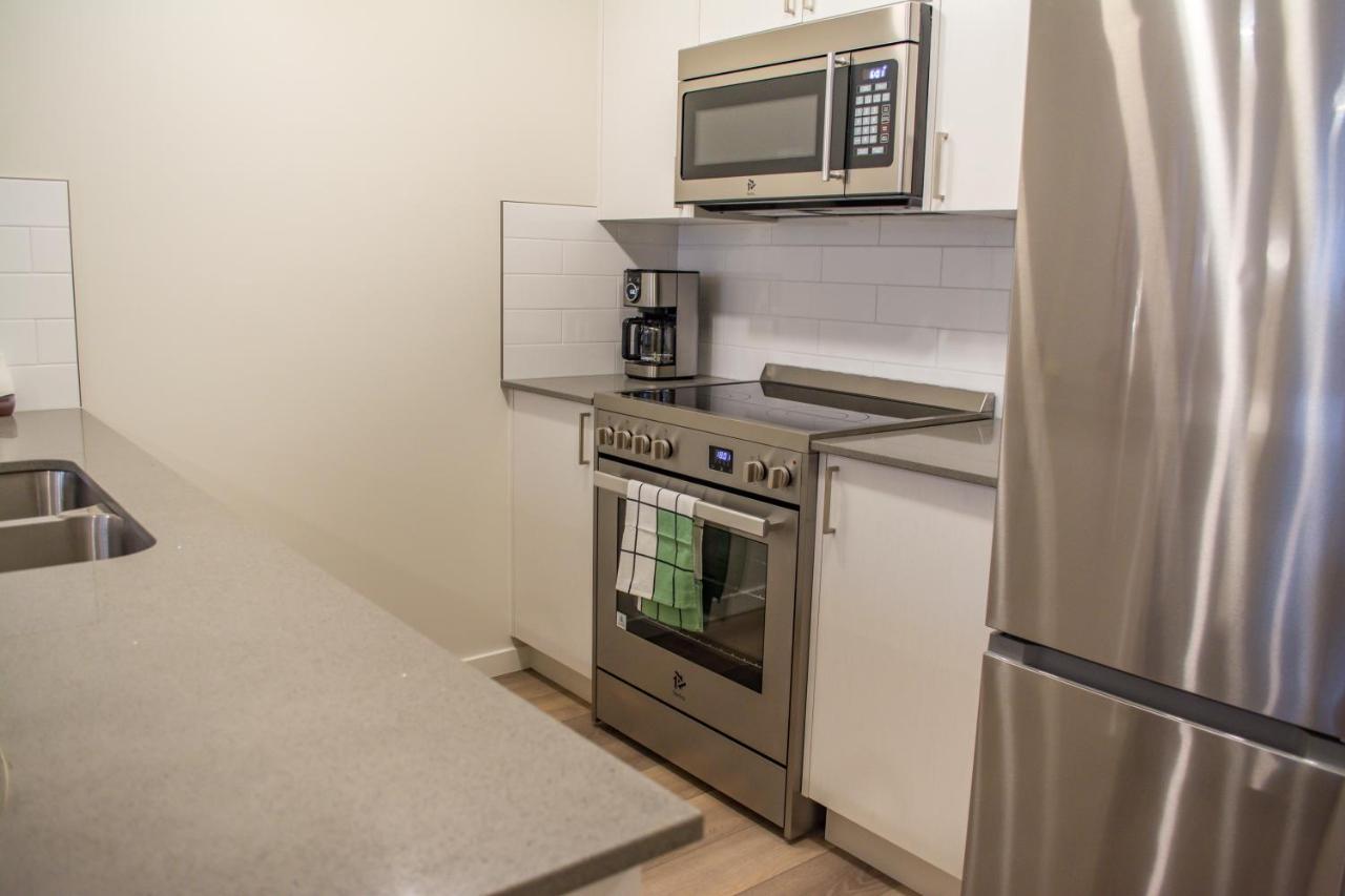 Globalstay New Apartments In Cranbrook Free Street Parking YYC Buitenkant foto