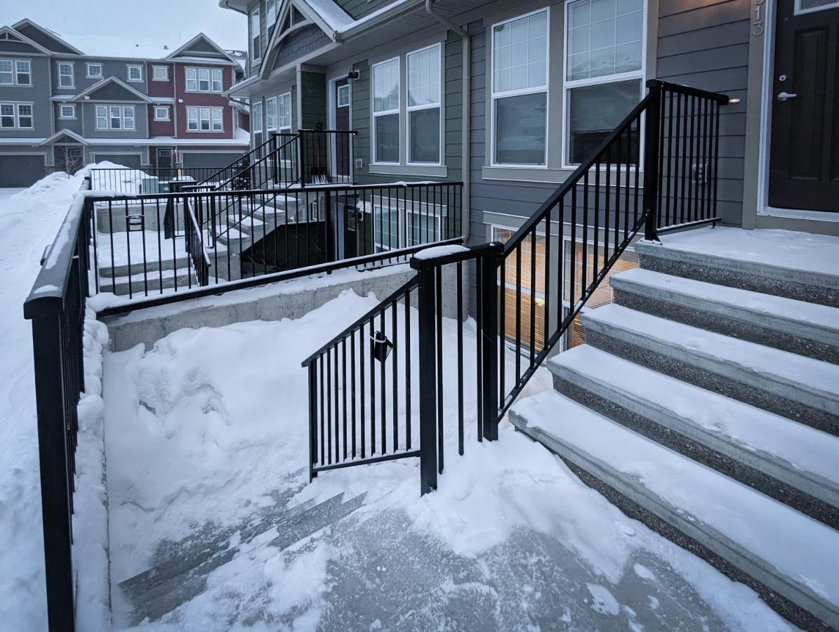 Globalstay New Apartments In Cranbrook Free Street Parking YYC Buitenkant foto