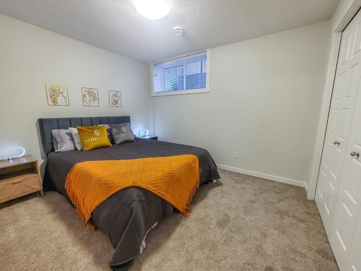 Globalstay New Apartments In Cranbrook Free Street Parking YYC Buitenkant foto