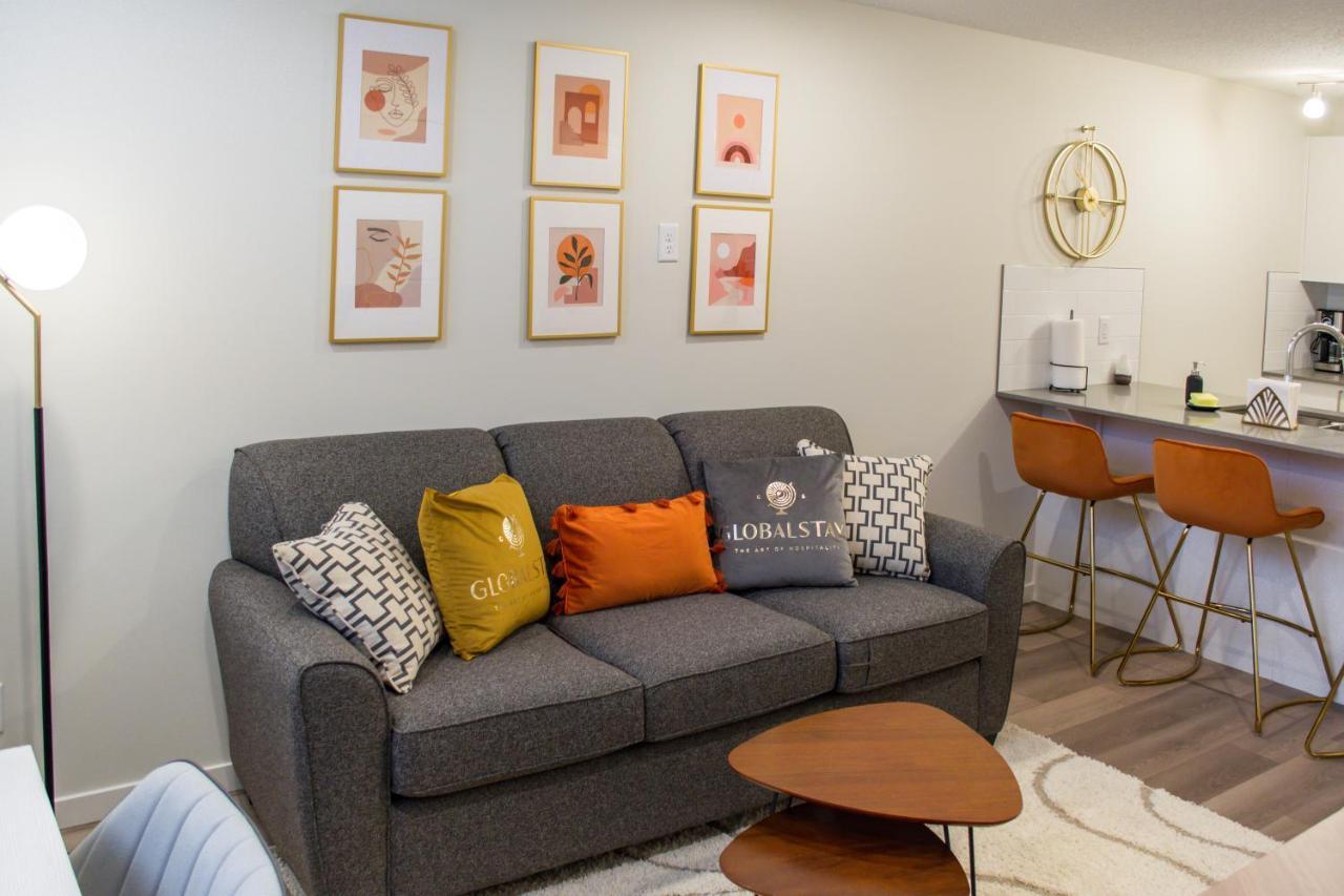Globalstay New Apartments In Cranbrook Free Street Parking YYC Buitenkant foto
