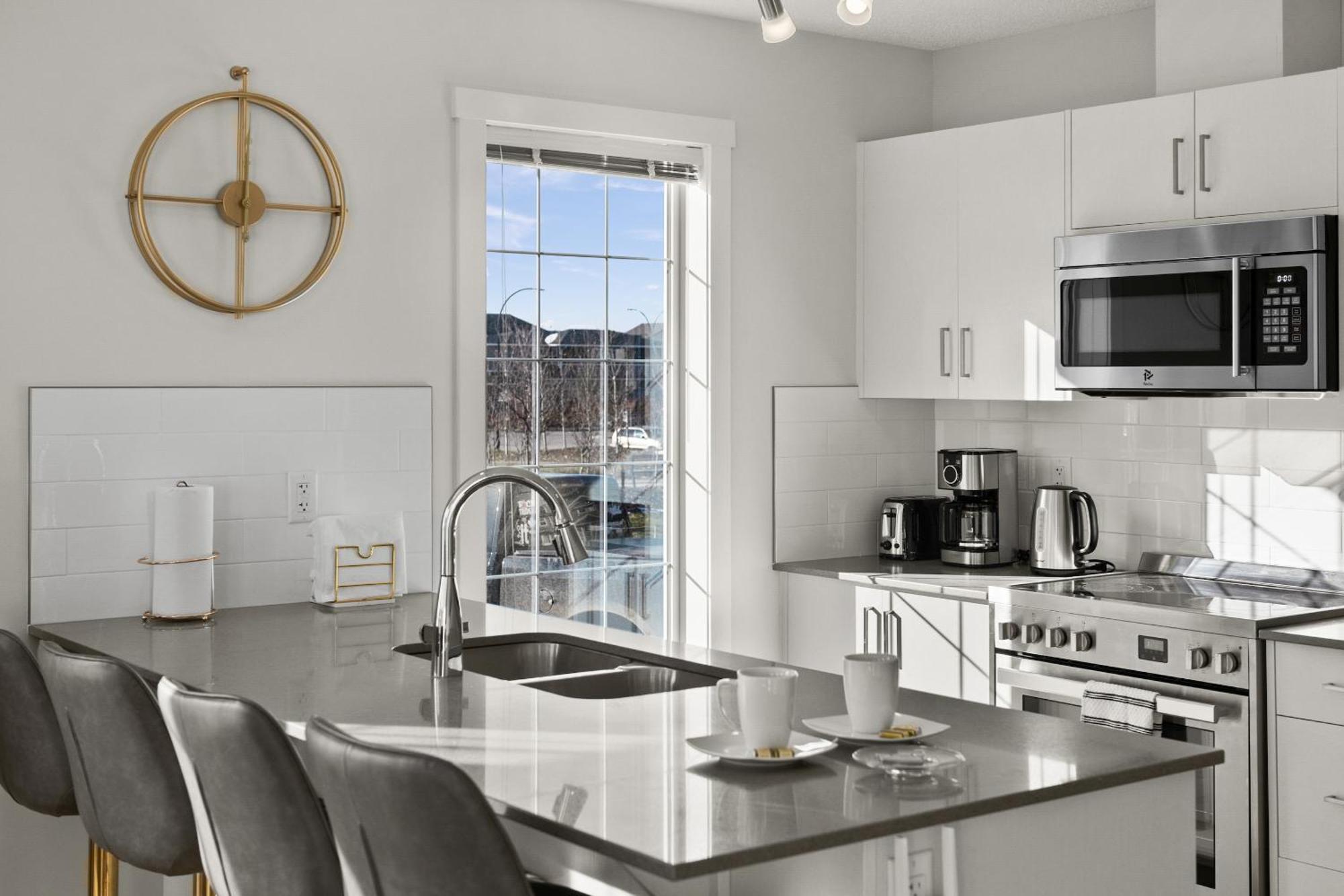 Globalstay New Apartments In Cranbrook Free Street Parking YYC Buitenkant foto