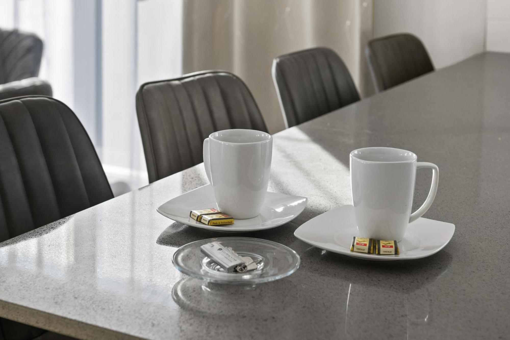 Globalstay New Apartments In Cranbrook Free Street Parking YYC Buitenkant foto