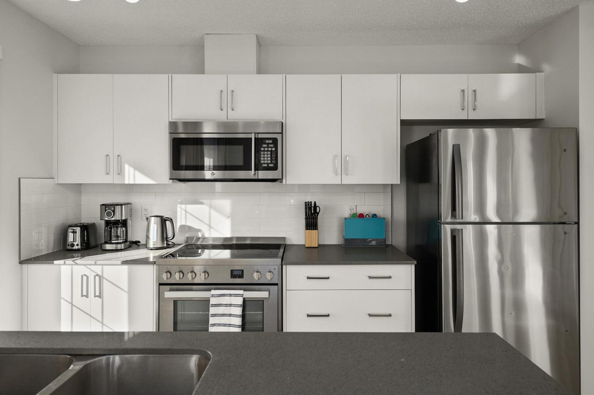 Globalstay New Apartments In Cranbrook Free Street Parking YYC Buitenkant foto
