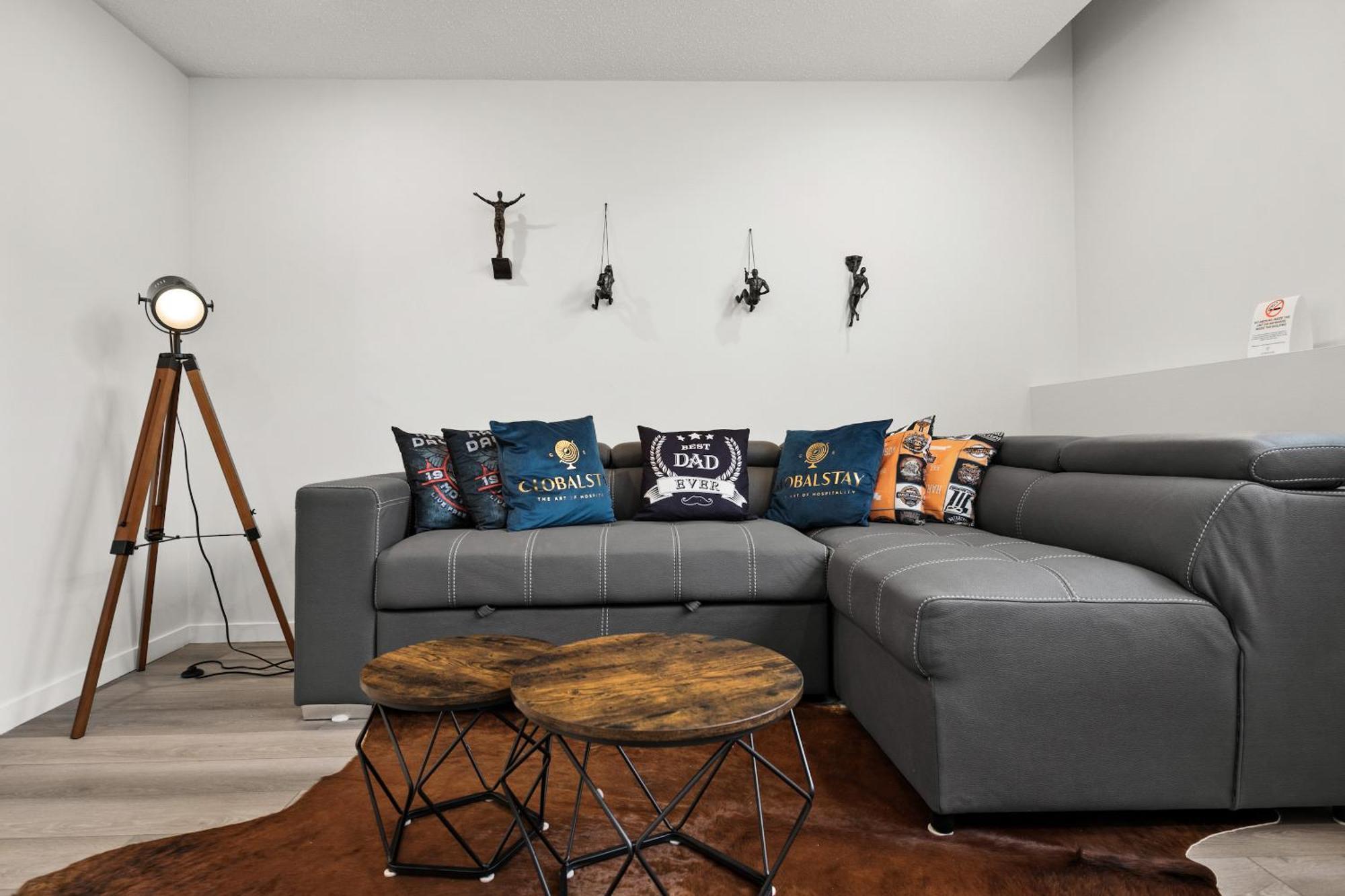 Globalstay New Apartments In Cranbrook Free Street Parking YYC Buitenkant foto